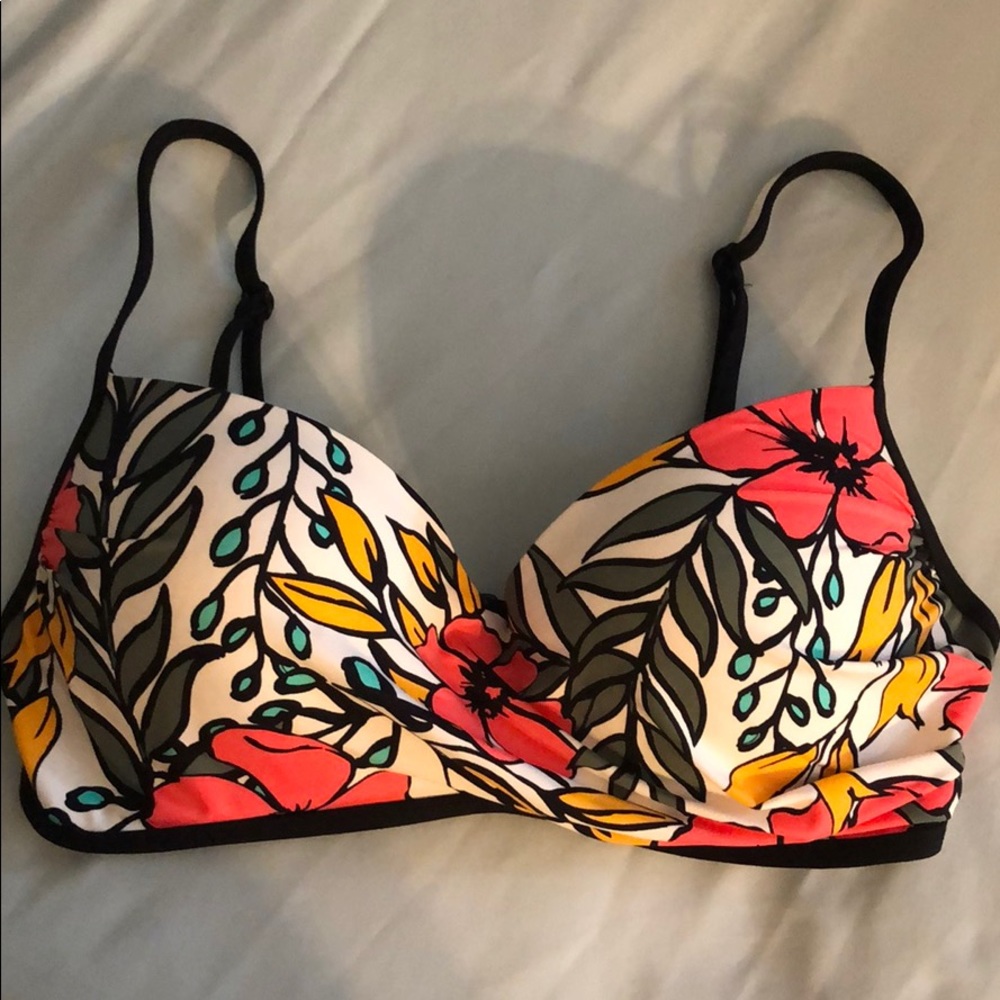 Skye Bikini Top